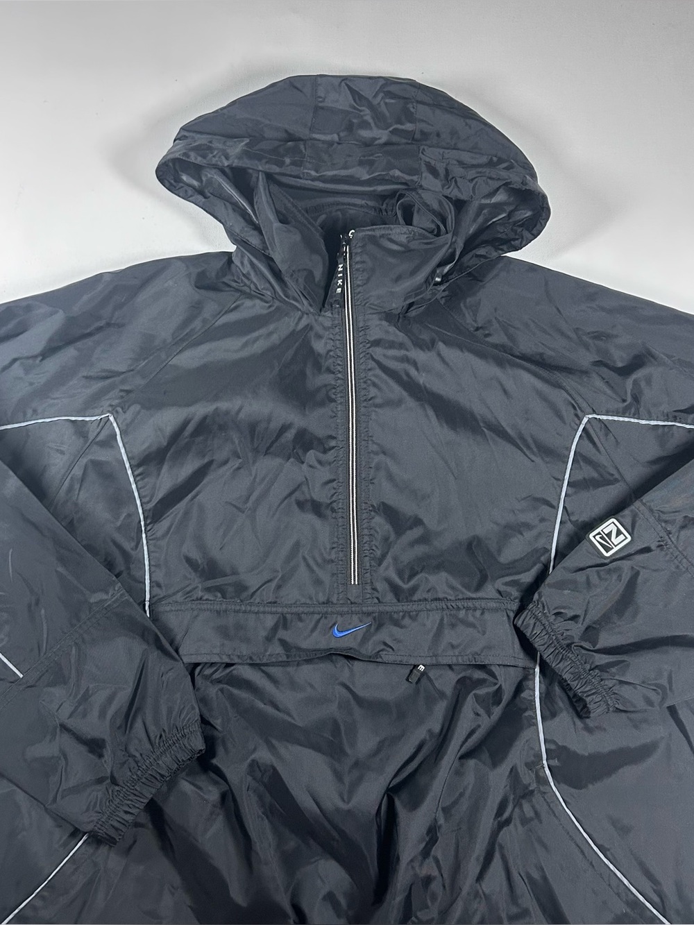 VINTAGE Nike Windbreaker Jacket Center Swoosh Men’s Large Black White Trim Y2K